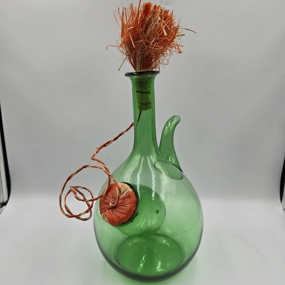 Vintage‎ Hand Blown Green Glass Italian Wine Decanter With Ice Chamber & Stopper